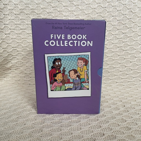 5 Book Set by Raina Telgemeier: Smile, Drama, Sisters, Ghosts , and Guts - Picture 2 of 6